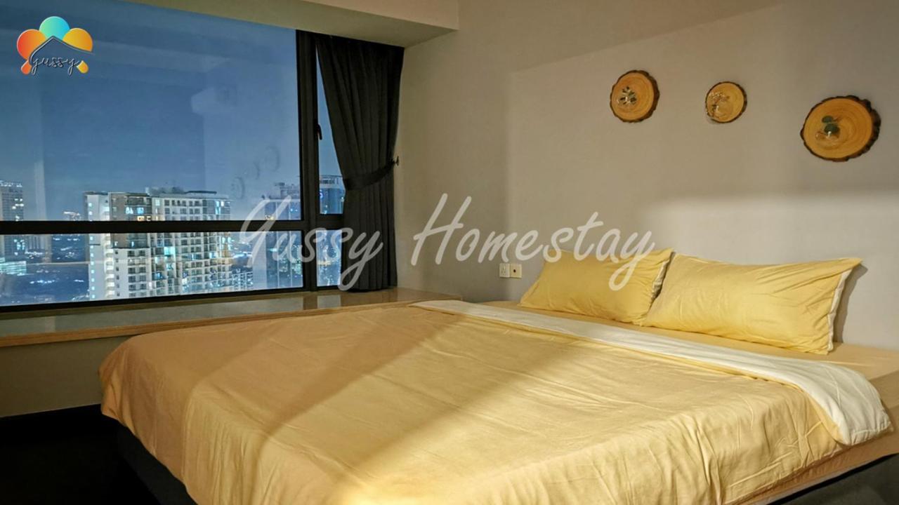 Yussy 2 Bedrooms Condo At R&F Princess Cove 조호르 바루 외부 사진