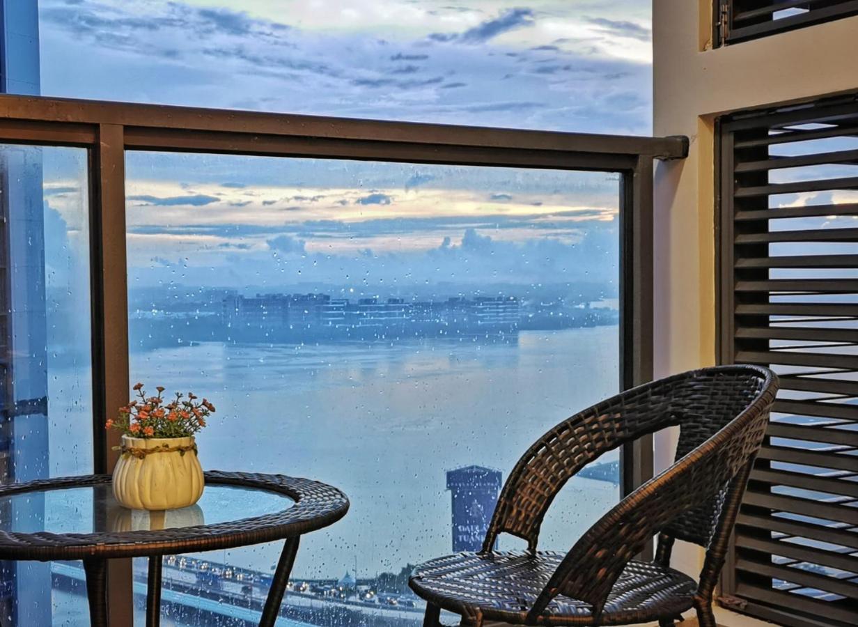 Yussy 2 Bedrooms Condo At R&F Princess Cove 조호르 바루 외부 사진