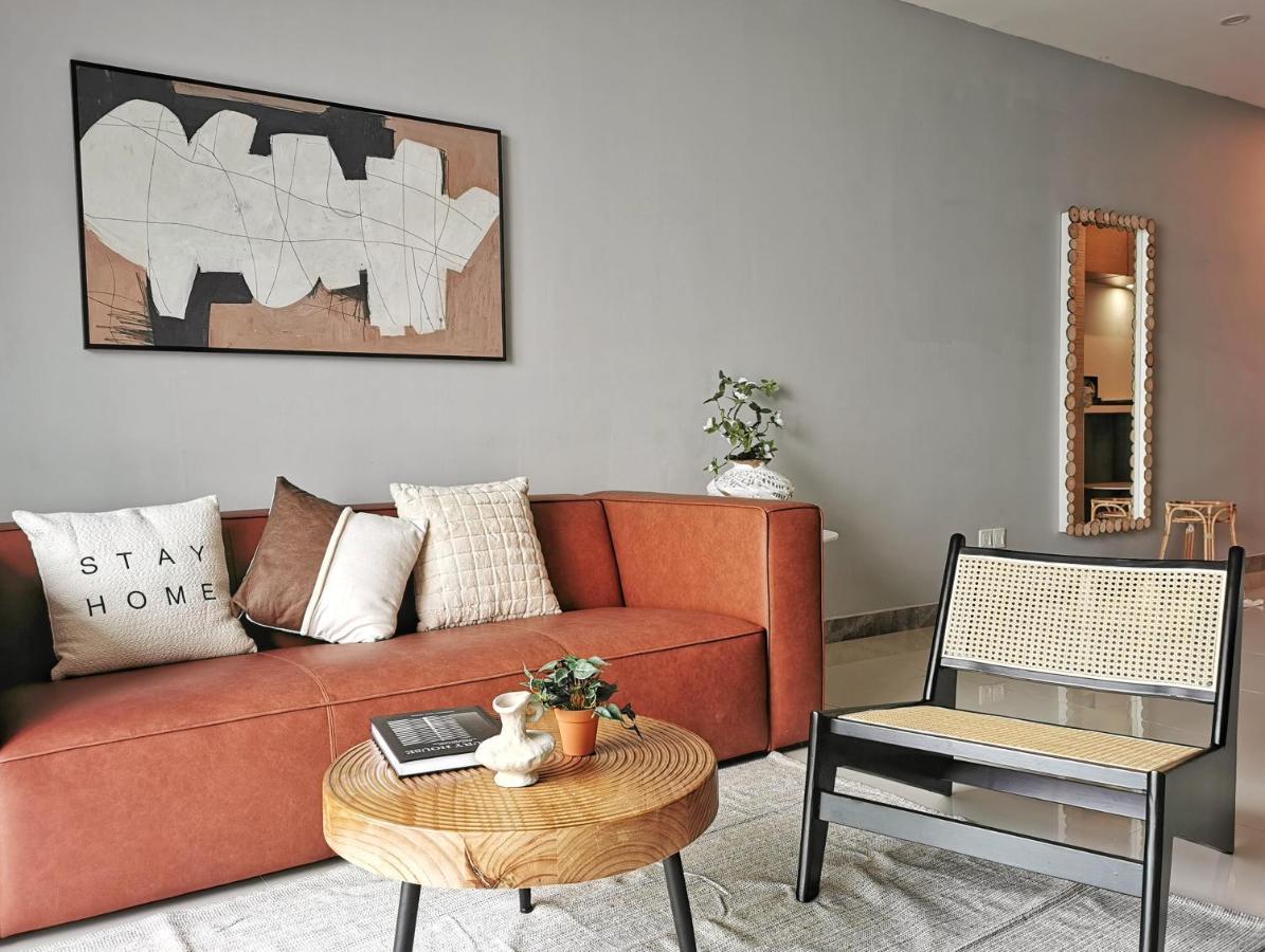 Yussy 2 Bedrooms Condo At R&F Princess Cove 조호르 바루 외부 사진