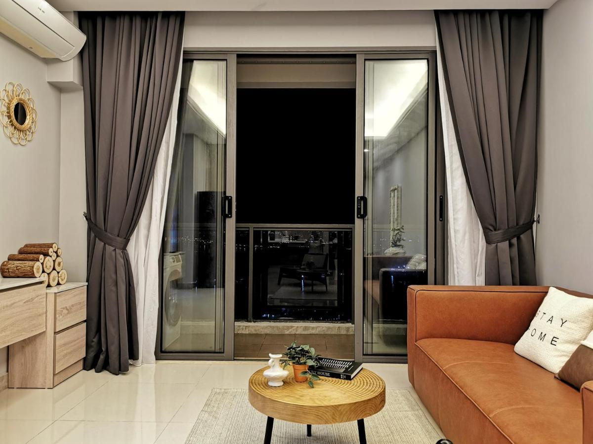 Yussy 2 Bedrooms Condo At R&F Princess Cove 조호르 바루 외부 사진